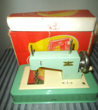 Vintage Kindernähmaschine aus