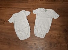 Babykleidung, 2 Kurzarmbodys