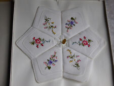 Vintage 6 Taschentücher mit Original Schweizer Stickerei 100% Baumwolle P3687
