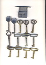 Möbelschlüssel Konvolut 13