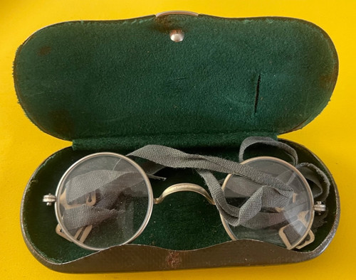 Alte uniform luftschatz - alte,