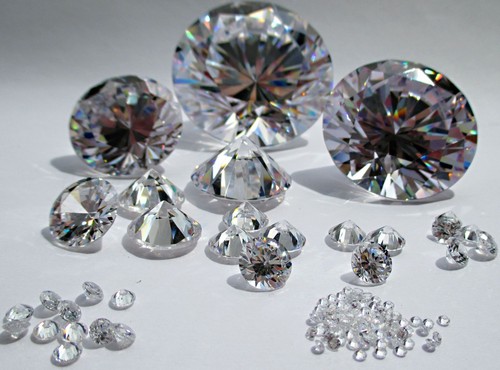 Cubic zirkonia mm ø - cubic, 6,75