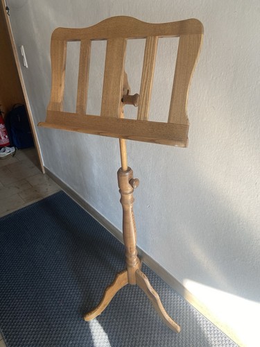 Notenständer aus holz - aus,