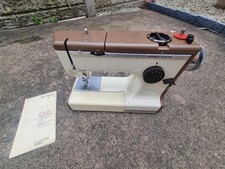 FRISTER & ROSSMANN Cub 4 Elektrische Nähmaschine im Koffer mit Anleitung