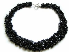 Wunderschöne Splitterkette aus Edelsteinen Onyx mehrreihig