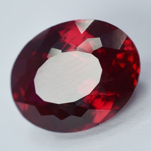 Echter roter rubin glatt - echter, oval