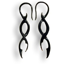 Organische Ohrringe schwarz
