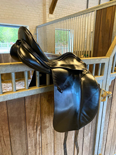 Prestige dressursattel modell - prestige,