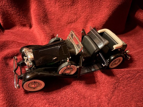 Modellauto 1934 - modellauto, 1:18