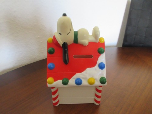 Snoopy spardose hundehütte - snoopy,
