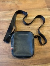 Umhängetasche Tommy Hilfiger schwarz Herren Kunstleder