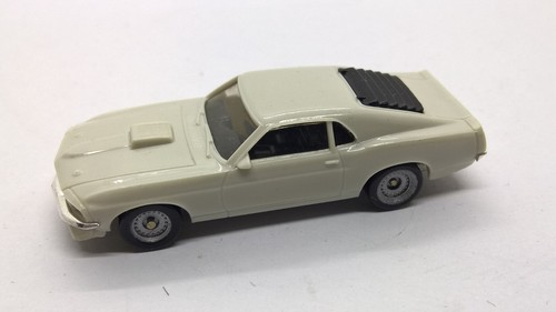 Monogram exacts ford - monogram, 1:87