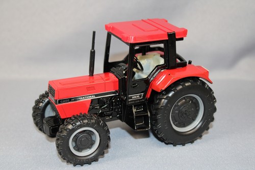 Ertl case international - 956, xl