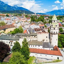 Österreich (bei Innsbruck) 3-4 Tage @ 4* Parkhotel Hall in Tirol + Wellness uvm.