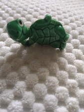 ü ei figur--schildkröte liegend-70iger 80iger  jahre