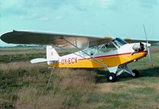 Piper Cub, OY-ECV, bei
