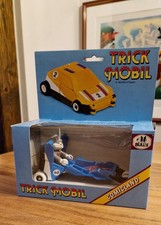 BULLY Bugs Bunny Trickmobil MIB
