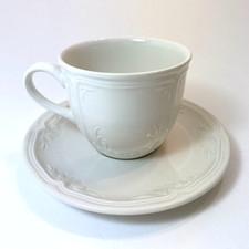Kaffeetasse mit Untersetzer Villeroy & Boch gemarkt, Cortina