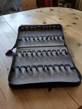 Große Taschenapotheke leer