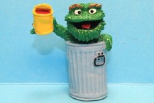 Sesamstrasse - Oskar in grauer