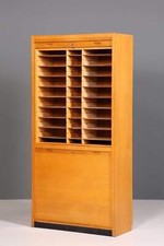 Schlichter Mid Century Rollladenschrank Bauhaus Apothekerschrank Art Deco Büro