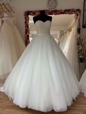 HBH Brautmoden I Brautkleid schulterfrei Prinzessin-Stil Einzelstück Gr.34