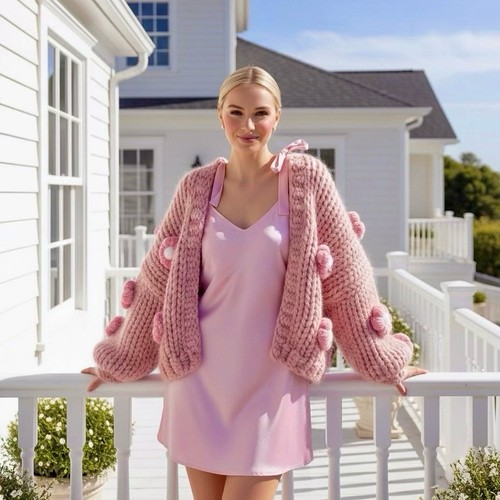 Handgestrickte wollstrickjacke - handgestrickte,