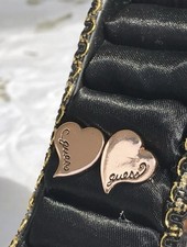 WIE NEU GUESS Ohrringe/Ohrstecker im Herzdesign Roségold