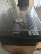 Universum Studio 6000 Automatik.  Plattenspieler