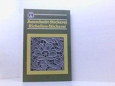 Ausschnitt - Stickerei