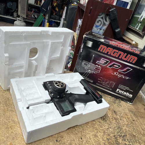 Futaba magnum 3pj - 3pj, super