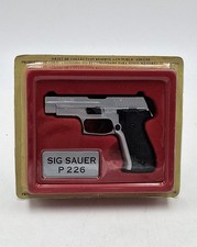 PISTOLEN & REVOLVER SIG SAUER