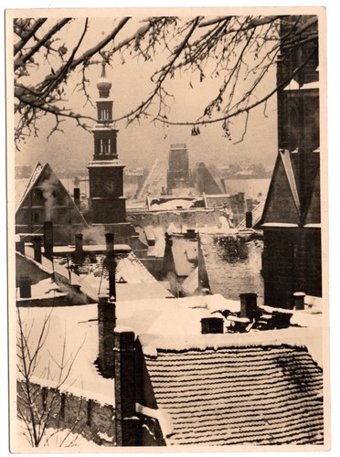 Verschneite dächer und - dächer,