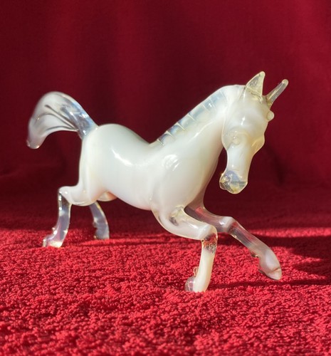 Pferd aus glas filigran mit - aus,
