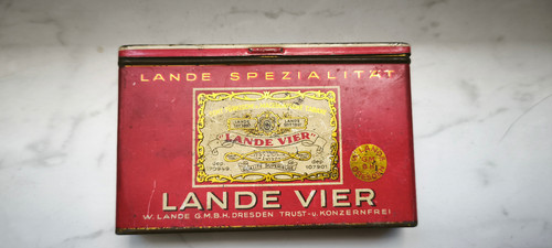 Leere blechschachtel lande - leere,