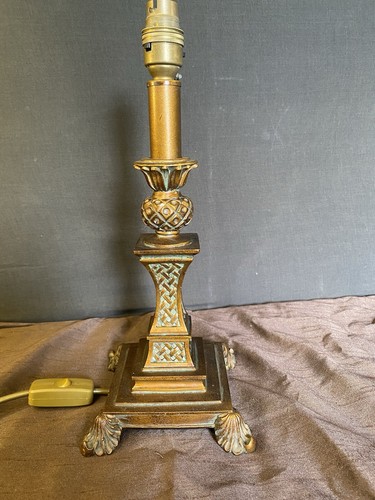 Tischlampe