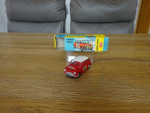 Corgi toys 321 - toys, mini