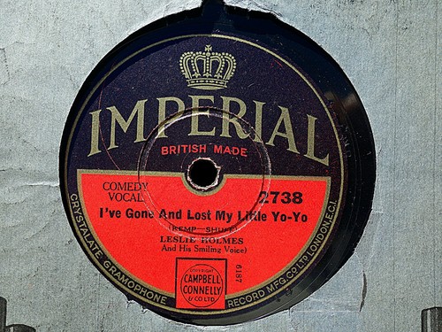 Leslie holmes lost - leslie, little