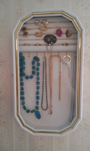 Schmuckvitrine - , (wandvitrine)
