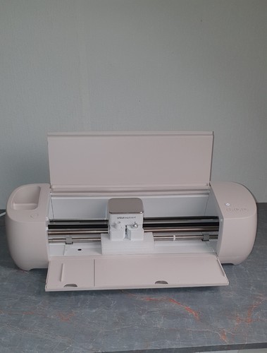 Cricut explore - cricut,