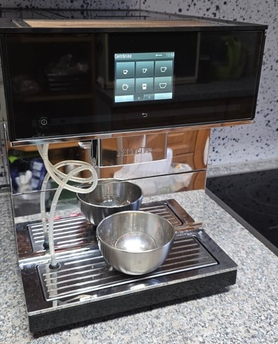 Miele 7500 - miele, cm