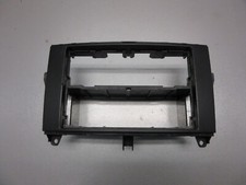 MERCEDES VITO Kasten W639 Konsole Radio Ablagefach Halter Armaturenbrett (318)