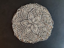 Hübsches rundes DDR-Deckchen, gestrickt, Handarbeit