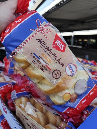 Ibis milchbrötchen 12 - ibis,