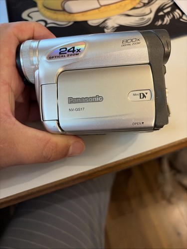 Panasonic gs17eg mini dv - panasonic,