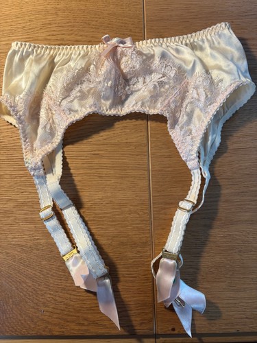 Agent provocateur seide - provocateur, 63%