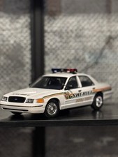 AUTOart 1:18 Ford Crown