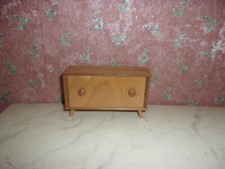 Alter Schrank-Wohnzimmer-Schlafzimmer-50er Jahre-Puppenstube-Puppenhaus-1:12