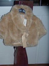 Sara Jacke Stola Cape Bolero