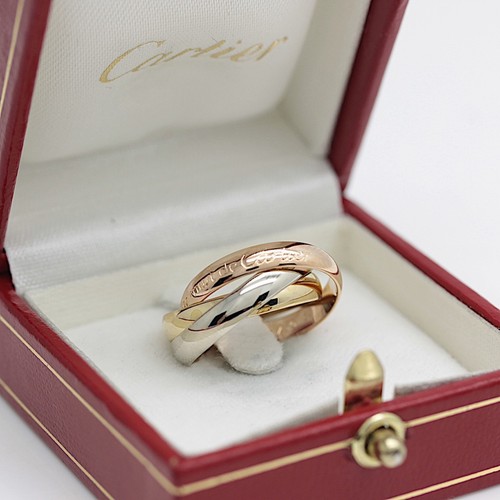 Les must cartier - must,